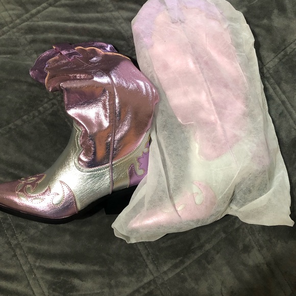 BRAND NEW Pink & Silver Glam Cowboy Boots - Picture 13 of 16
